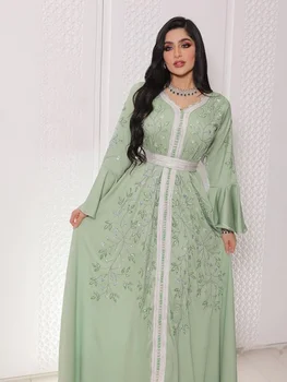 Projetado novo Dubai Mulheres Muçulmanas Vestido Longo Flare Manga Solta Pulôver Chique Elegante de Mid-east Senhora de Vestido Para o Outono
